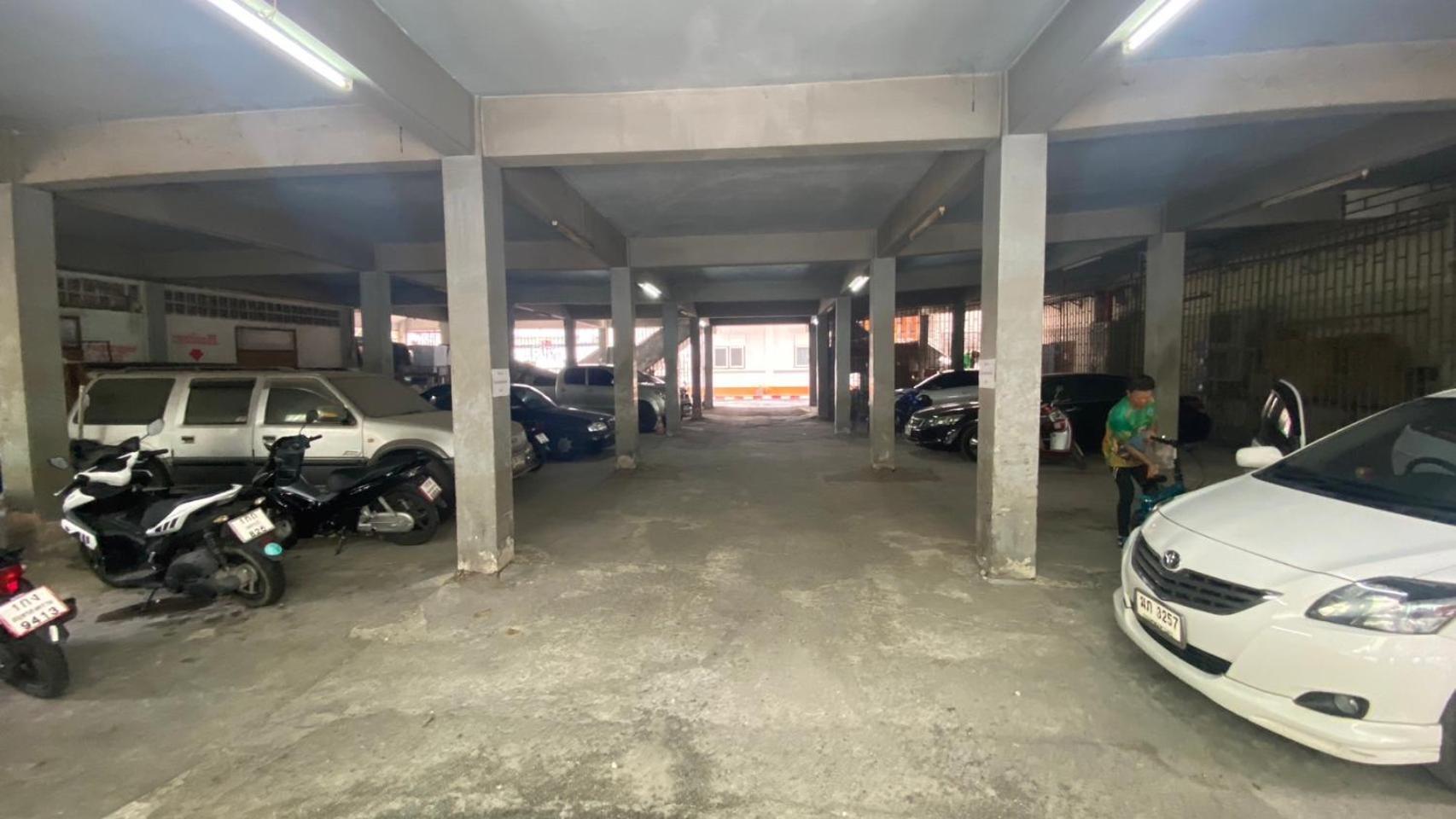 Alongkorn Hotel By Sb Samut Songkhram Bagian luar foto